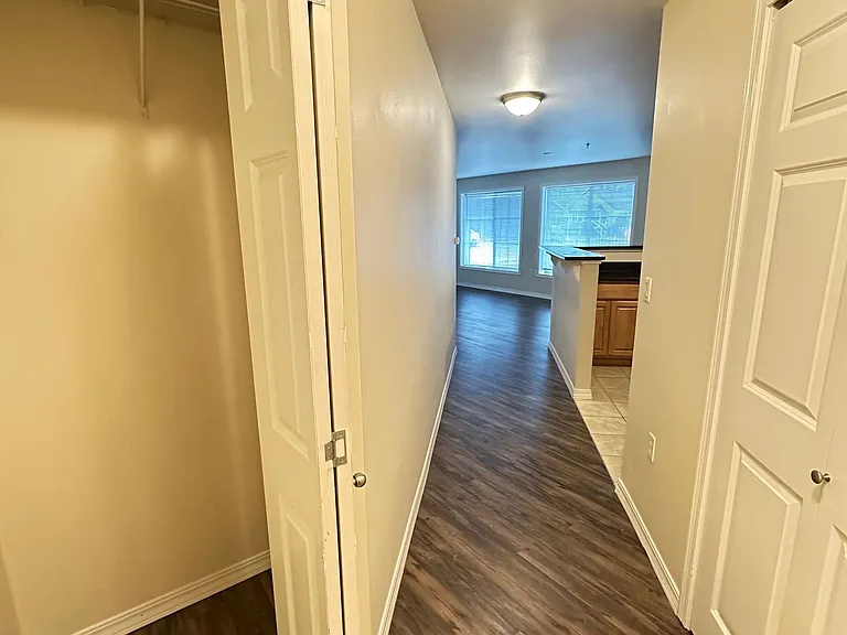 The Fulton Apartments — Photo 4