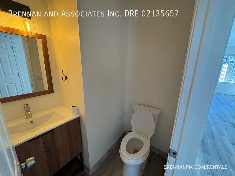 1130 Sumner Ave #J — Photo 15