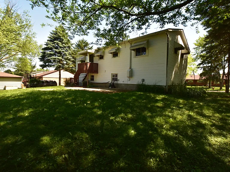 7852 Sprucewood Ave — Photo 45