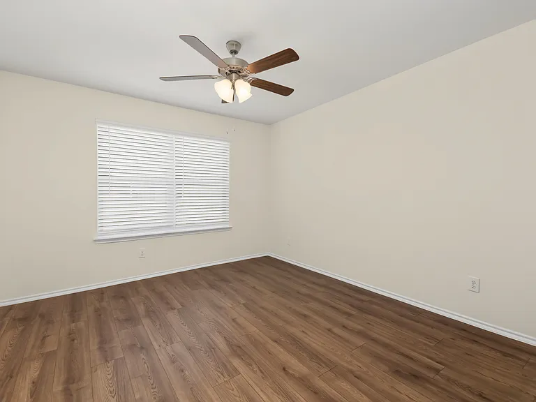 Enclave at Maxwell Creek — Photo 12