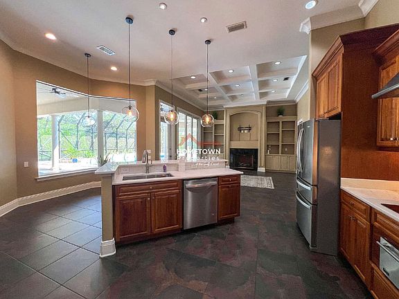 5th image of 337 Grande Oaks Blvd