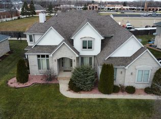 3305 Oregon Trl, Olympia Fields, IL 60461