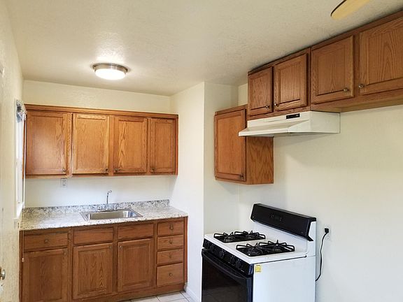 2nd image of 2404 N Eastern Ave