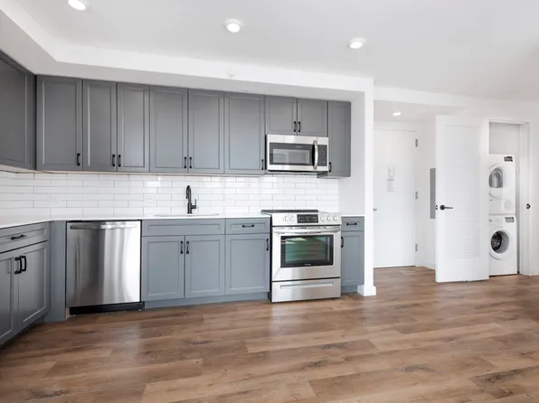 251 West 117th Street image 2 of 13