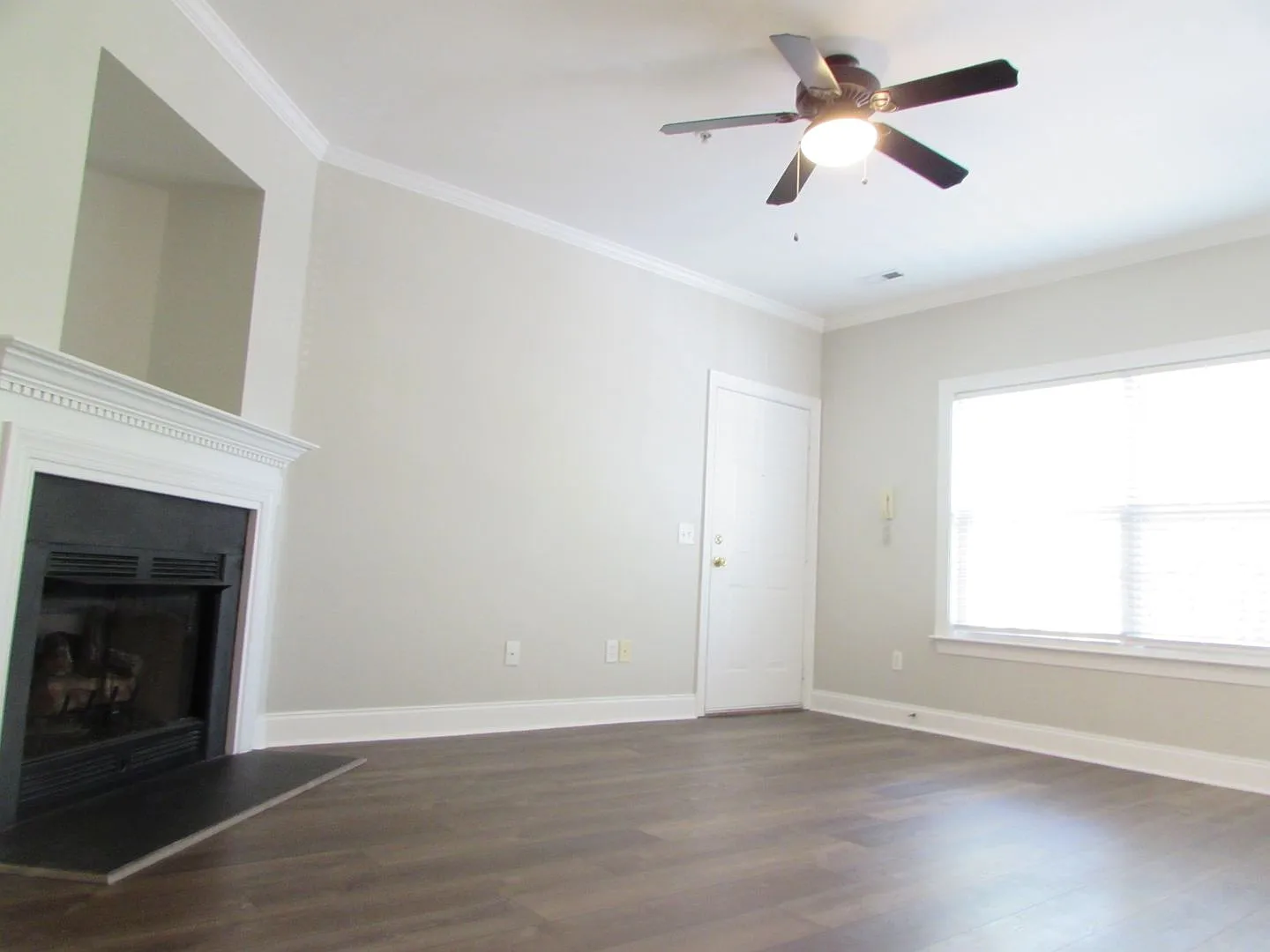 Beautiful 2 Bedroom/ 2 Bathroom Condo in Great Location - Mill Creek Subdivision - Washer/Dryer -... — Photo 4