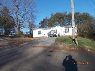 615 McEll St, Athens, TN 37303
