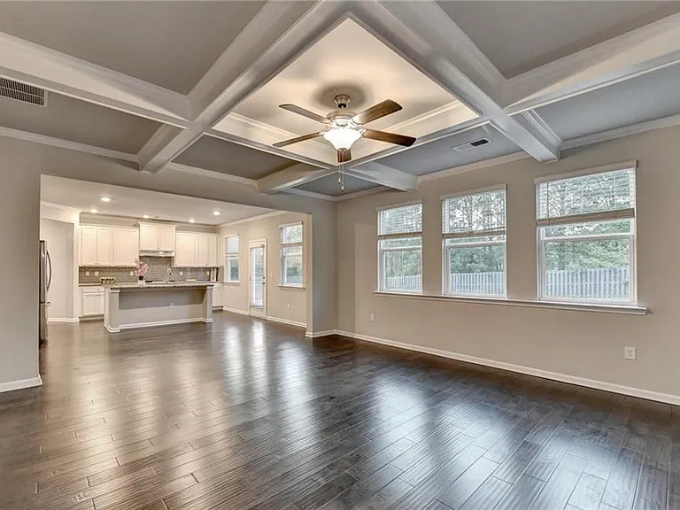461 Paxton Ln — Photo 18
