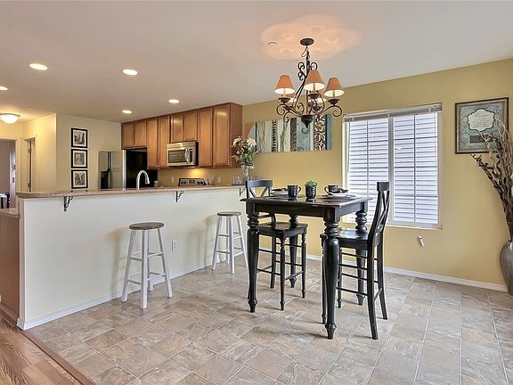 3rd image of 3072 Hoffman Hill Blvd