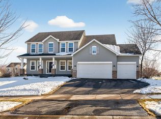 9465 Glacier Rd, Saint Bonifacius, MN 55375