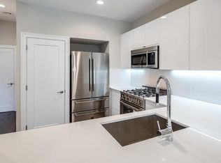 910 Spruce St APT 9, Philadelphia, PA 19107