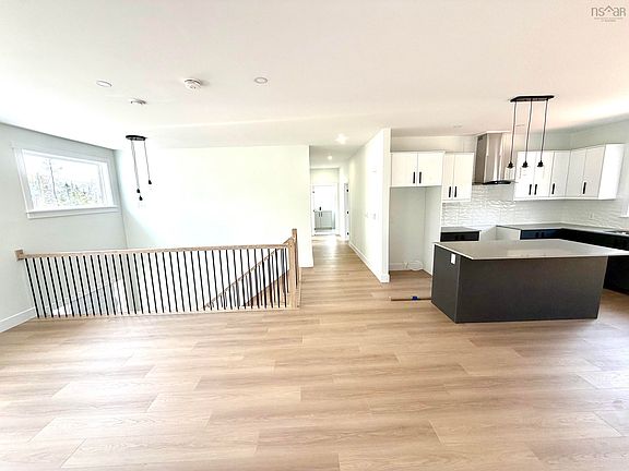 5th image of 32 Raihaven Ln