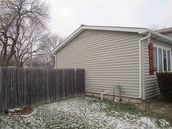 5th image of 38674 N Cedar Ave