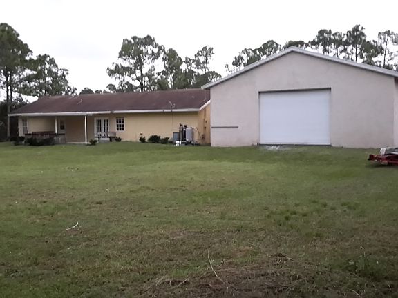 3rd image of 17271 Valencia Blvd