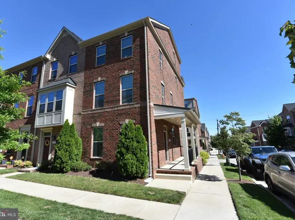 806 S Macon St, Baltimore, MD 21224