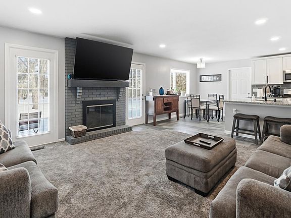 5th image of 7908 Tawna Dr