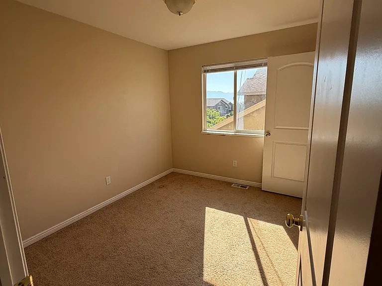 4753 E Kaylee Ct — Photo 10