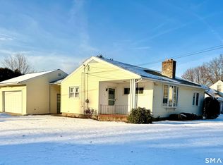 181 Sunset Dr, Ansonia, CT 06401