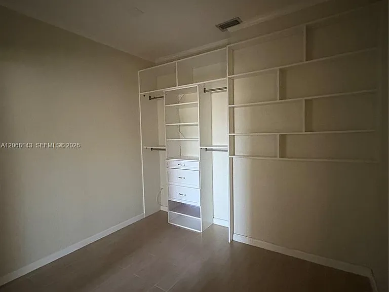 5725 Tuscany Way — Photo 20