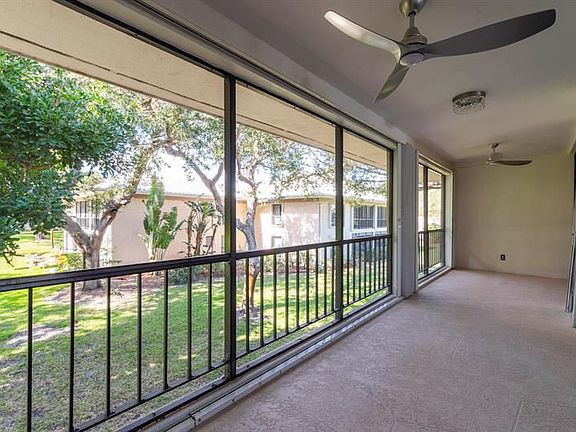 3rd image of 11 SE Concourse Dr #D