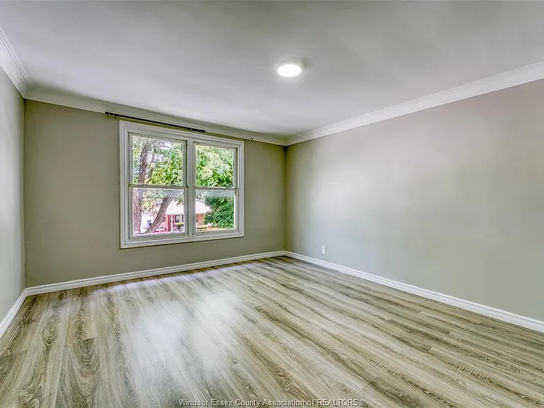 2309 Alexis Rd — Photo 36