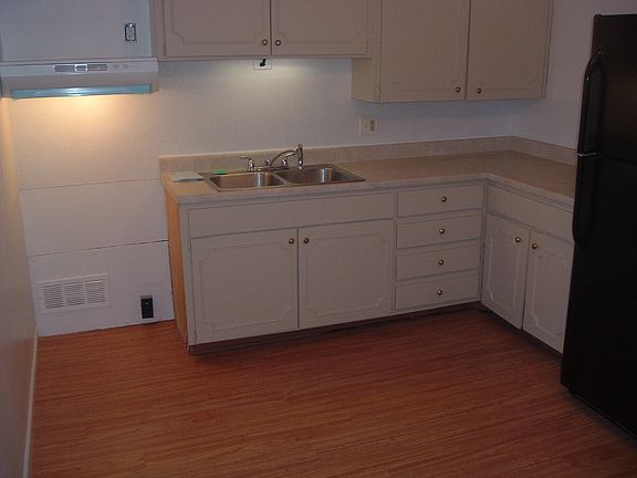 4th image of 1471 Lillian Ln