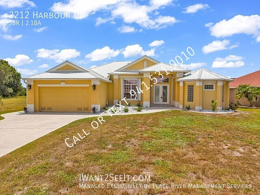 2212 Harbour Dr