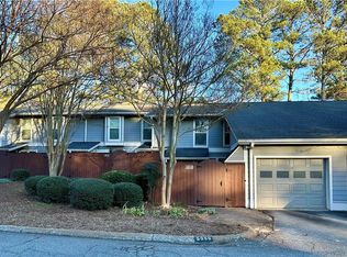5050 Meadow Ln Unit 9, Marietta, GA 30068