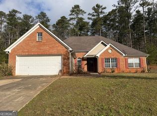 3868 Twin Ridge Ln, Ellenwood, GA 30294
