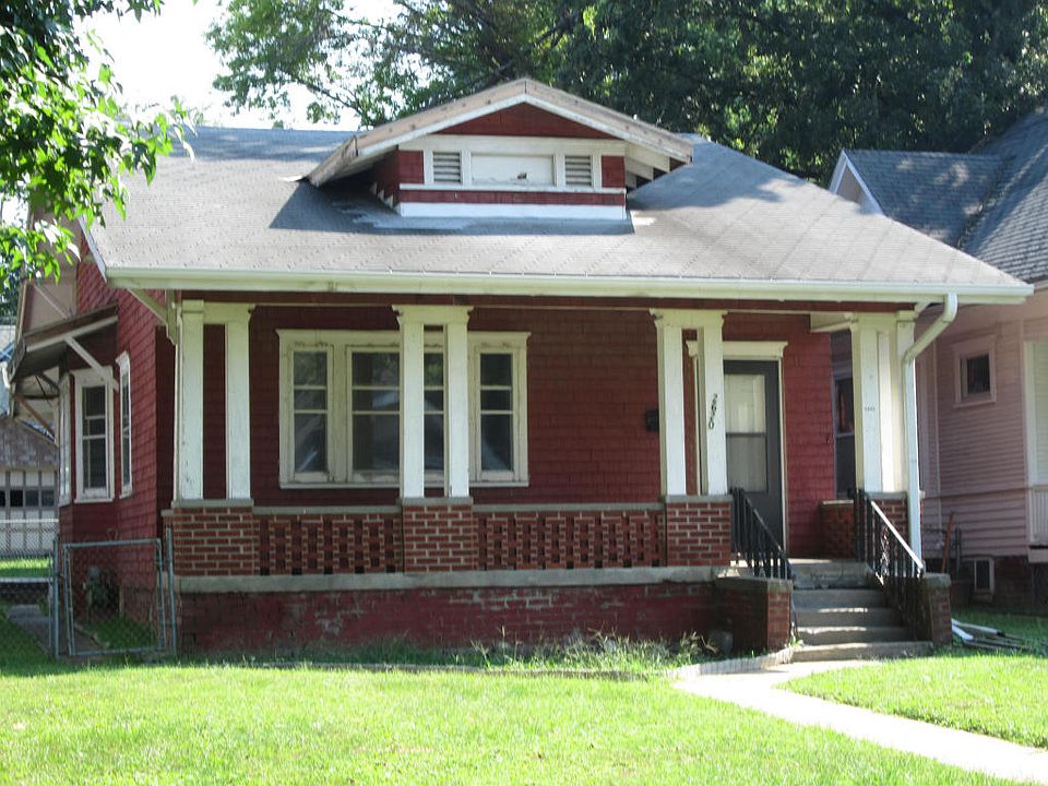 1st image of 2620 Monterey St