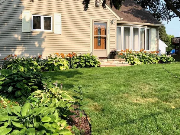 1211 S Mill St, Fergus Falls, MN 56537