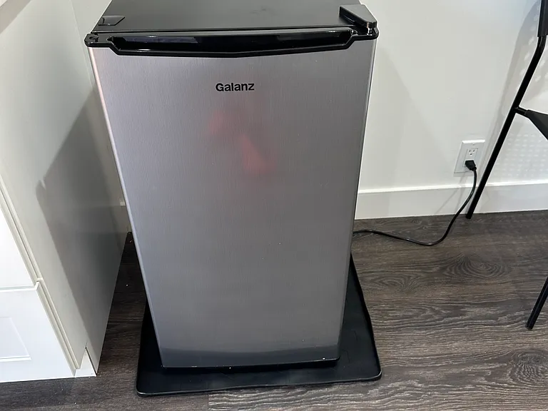 3.3 cu mini fridge