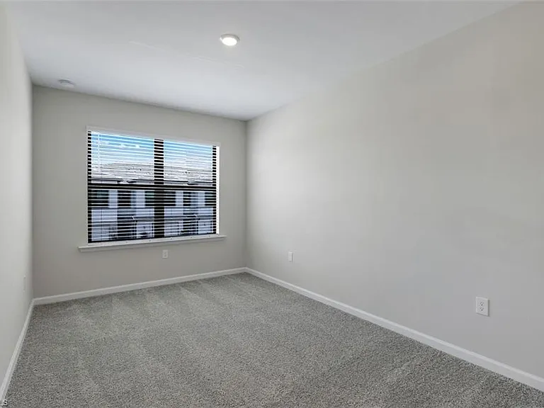 27907 Radiant Ct — Photo 24