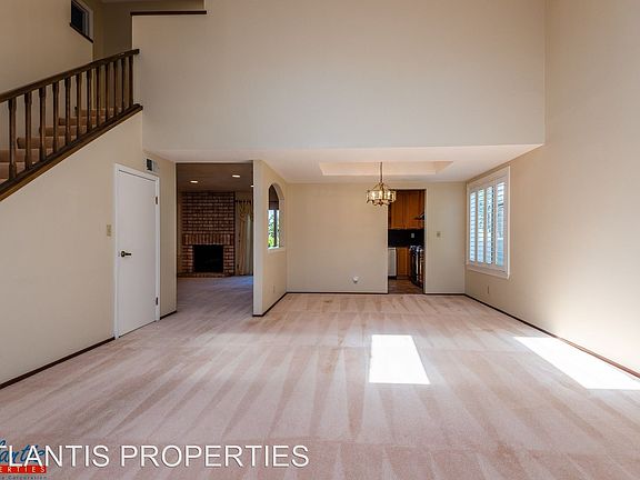 3rd image of 4979 Fontanelle Pl