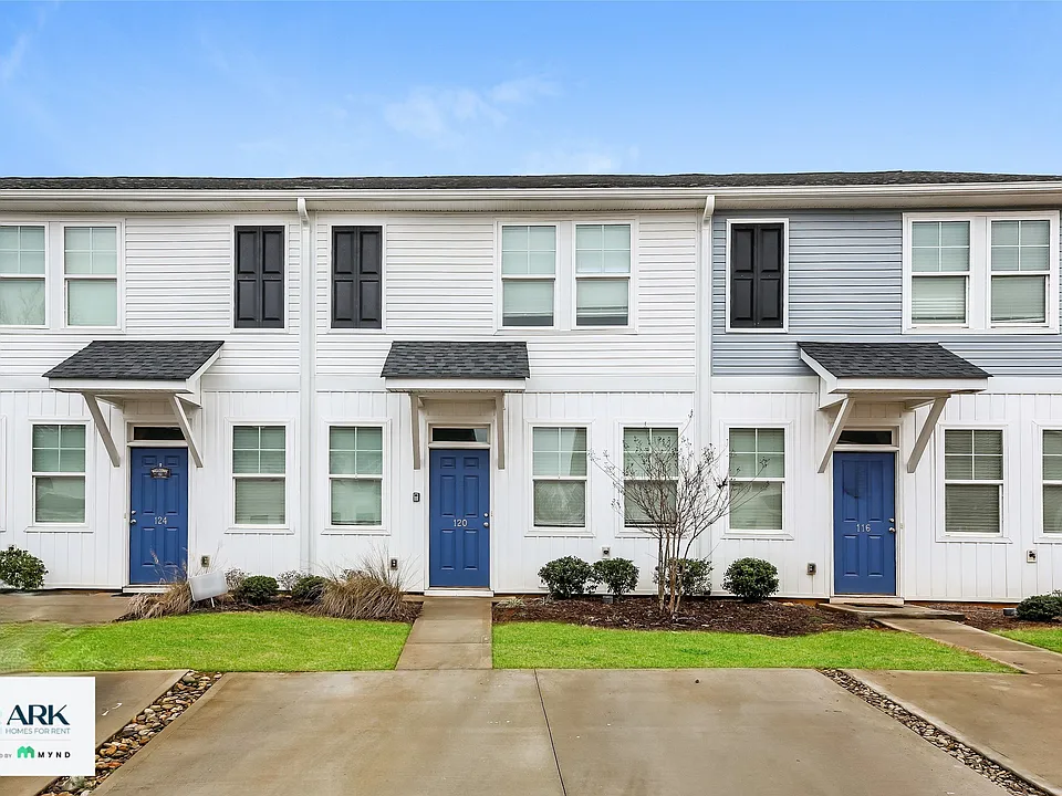 120 Valley Creek Dr
