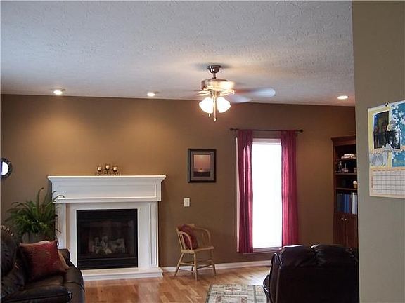 4th image of 2793 Dylan Dr