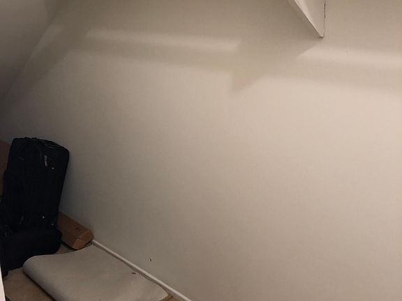 3rd image of 1225 Barry Ave APT 4