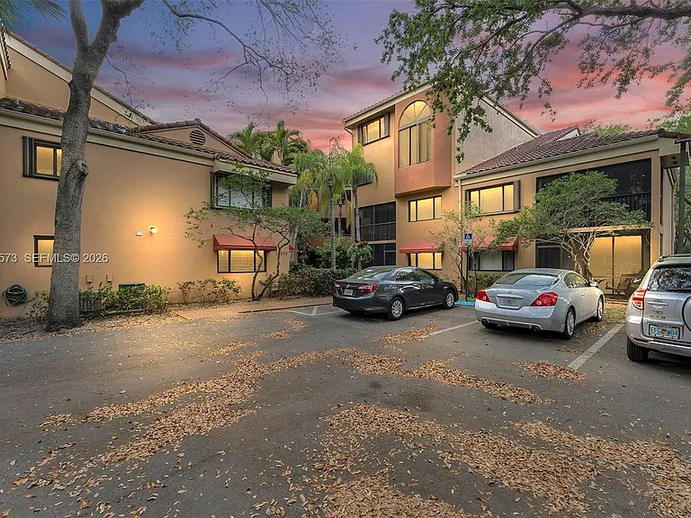 15575 Miami Lakeway N #305 — Photo 1