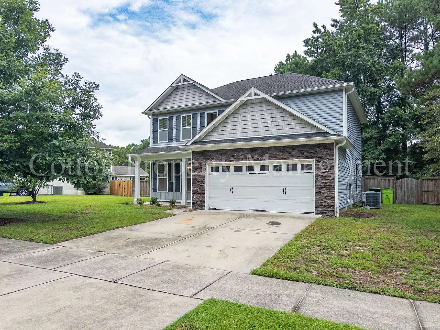 3 bed, 2.5 bath, $2,450 — Photo 3