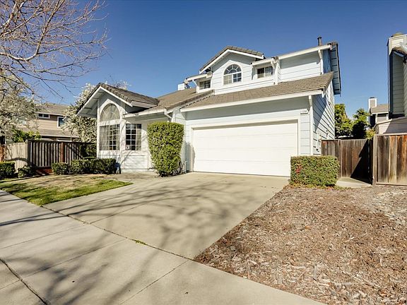3rd image of 1284 Harefield Dr