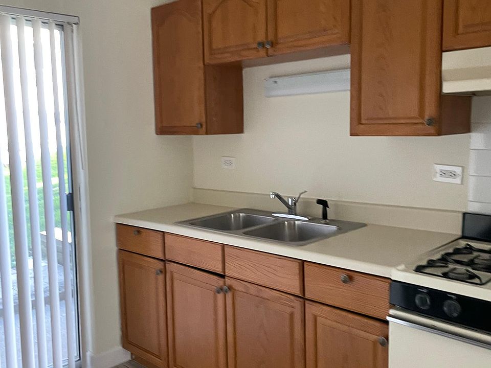1st image of 1305 S Sir Galahad Ln