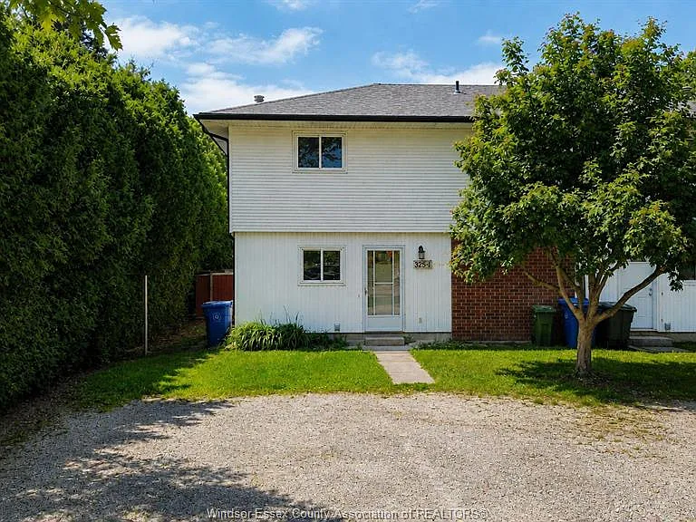 325 Dunn Rd #1 — Photo 1