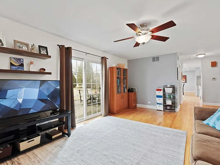 2205 S Bradford Dr — Photo 7