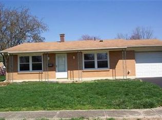 4274 Meadowcroft Rd, Dayton, OH 45429