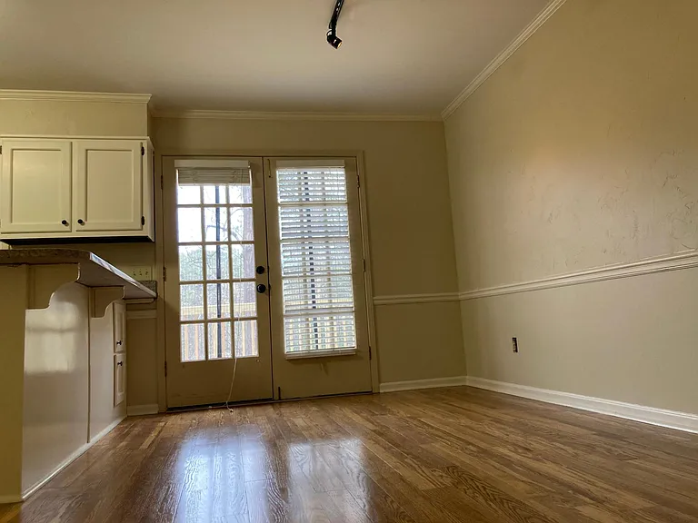 771 N Parkwood Rd #1 — Photo 6