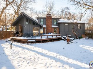 2520 SW 34th St, Topeka, KS 66611