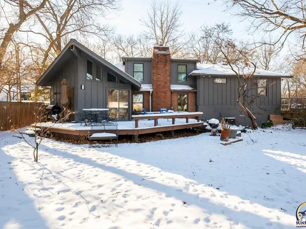 2520 SW 34th St, Topeka, KS 66611