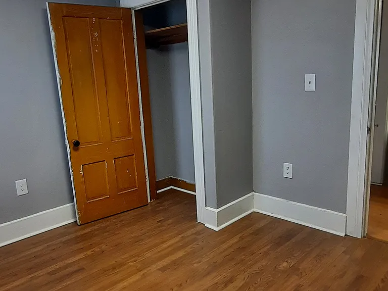 76 Perry Ave #3 — Photo 8
