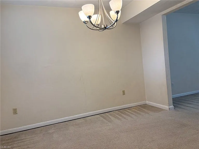 441 Woodlake Rd — Photo 6