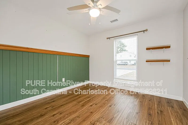 3 bed, 2.0 bath, 1620 sqft, $2,099 — Photo 4