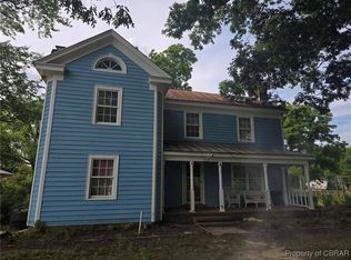 10740 Woods Cross Rd, Gloucester, VA 23061